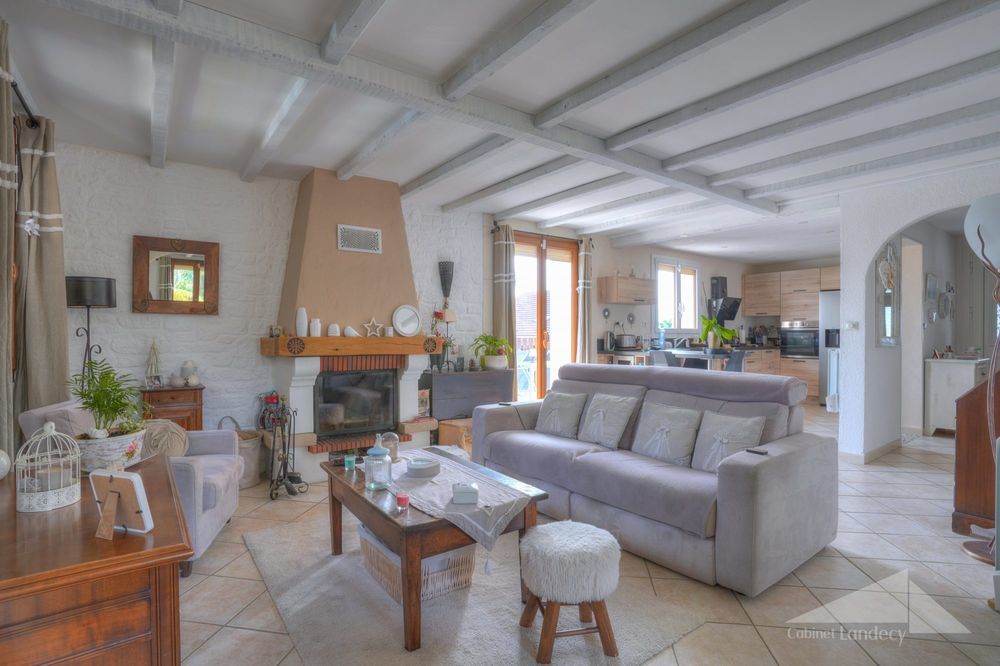 � vendre  Maison Challex (01630)