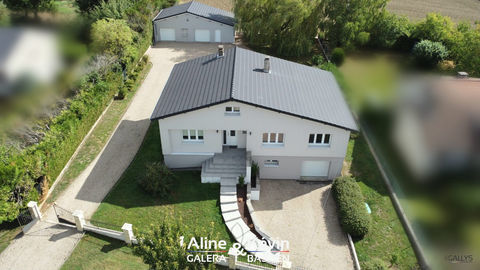   Maison individuelle spacieuse avec potentiel unique / 190m2 habi Maison - 7 pi�ce(s) - 190 m�