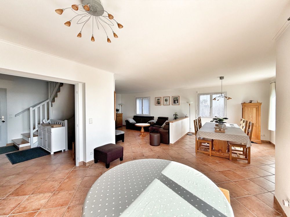 � vendre  Maison Grilly (01220)