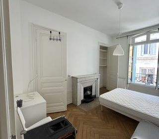  Appartement � louer 5 pi�ces 108 m�