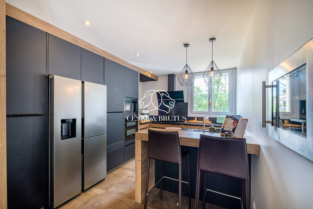 � vendre  Maison Collonges-au-Mont-d'Or (69660)