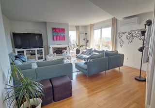  Appartement � vendre 8 pi�ces 202 m�