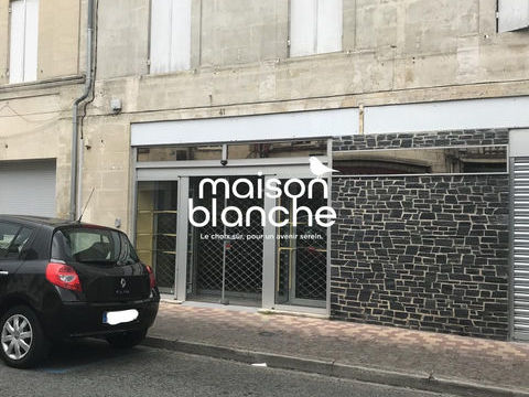   LOCAL COMMERCIAL Appartement - 4 pi�ce(s) - 85 m�