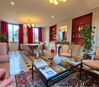  Maison � vendre 9 pi�ces 310 m�