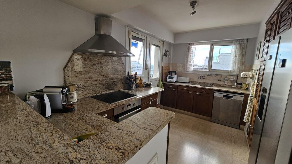 � vendre  Appartement Antibes (06600)