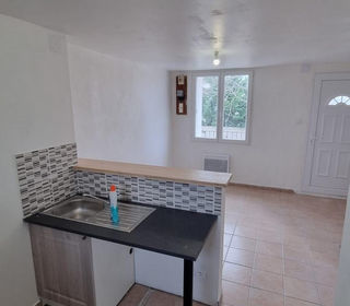  Immeuble � vendre 180 m�