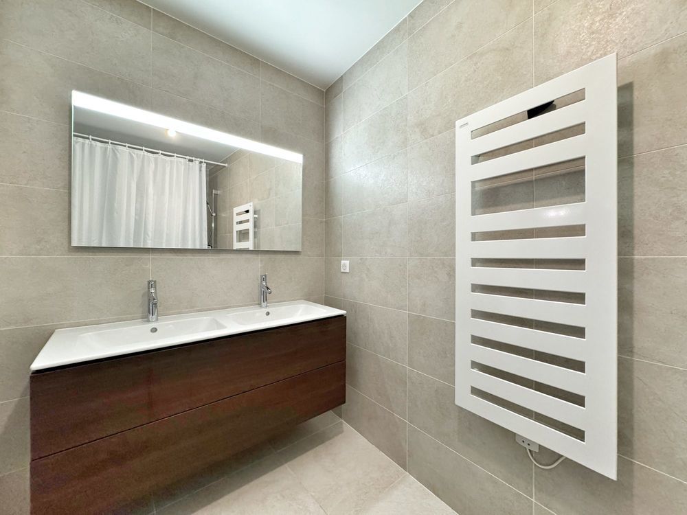 � vendre  Appartement Ferney-Voltaire (01210)