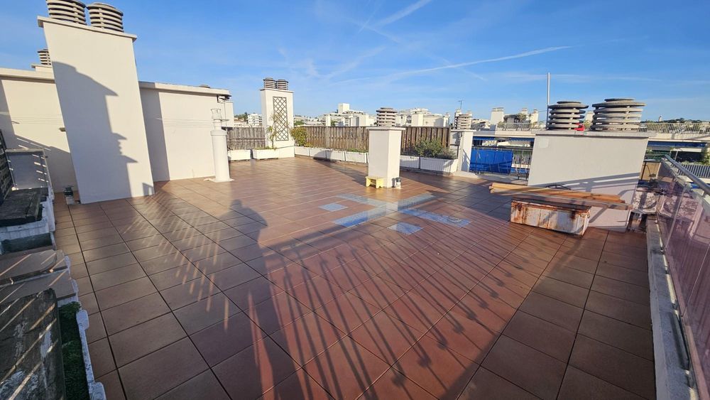 � vendre  Appartement Antibes (06600)