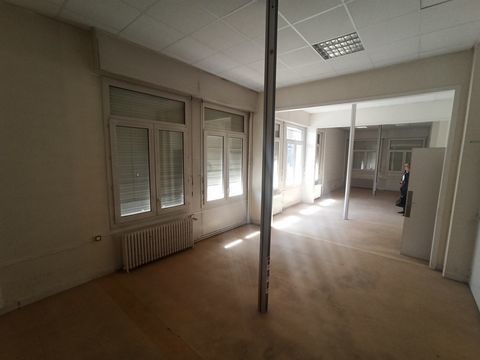LIMOGES VENTE Local Bureaux 62,5m&sup2; + 1P 65760 87000 Limoges