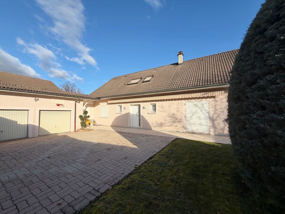 � vendre  Maison Ornex (01210)