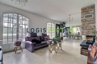  Maison � vendre 8 pi�ces 236 m�