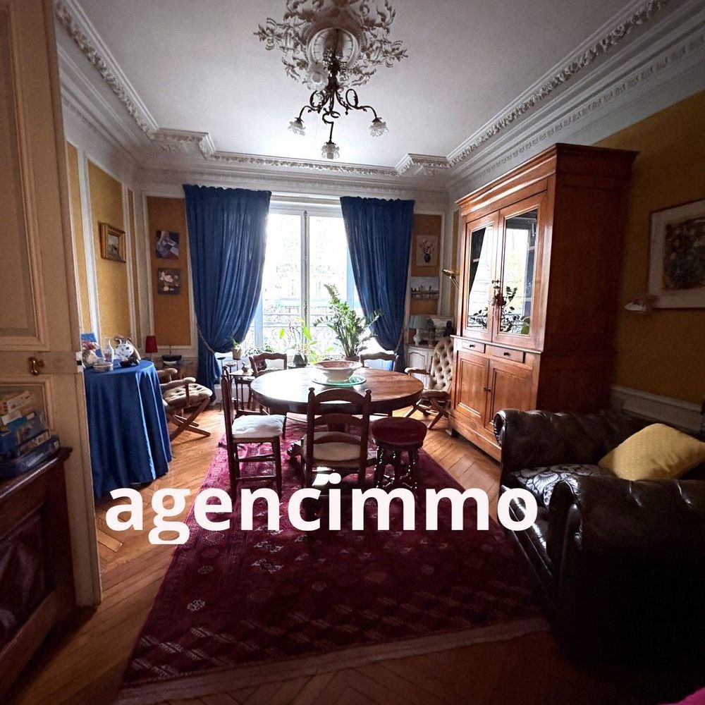 � vendre  Appartement Paris 18