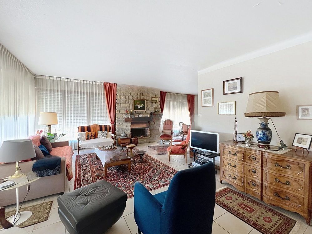 � vendre  Maison Six-Fours-les-Plages (83140)