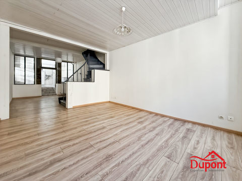   Opportunit� � saisir � Givet : Maison de ville � rafra�chir Maison - 4 pi�ce(s) - 70 m�