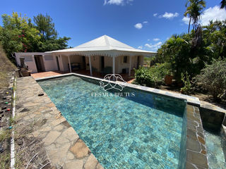  Maison � vendre 8 pi�ces 196 m�