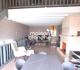  Appartement � louer 3 pi�ces 122 m�