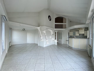  Appartement � louer 3 pi�ces 91 m�