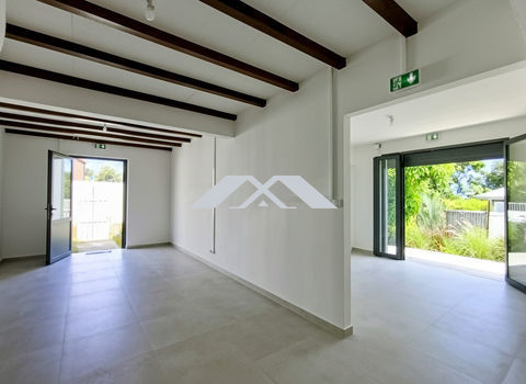 LOCAL PROFESSIONNEL Rivi&egrave;re Saint-Louis (97421) 1219 97421 La rivi�re saint louis