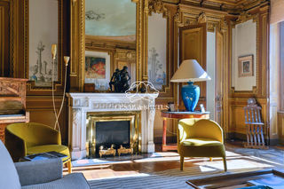  Appartement � vendre 7 pi�ces 339 m�