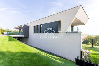  Maison � vendre 5 pi�ces 196 m�