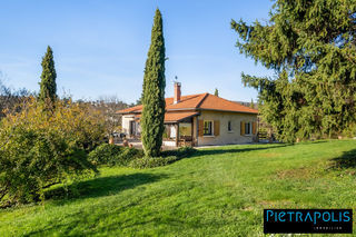  Maison � vendre 5 pi�ces 210 m�