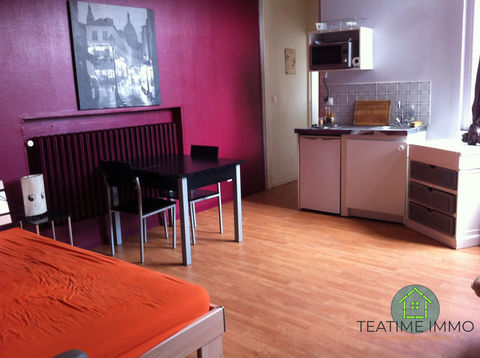   Grand studio meubl� rez de chauss�e Appartement - 1 pi�ce(s) - 30 m�