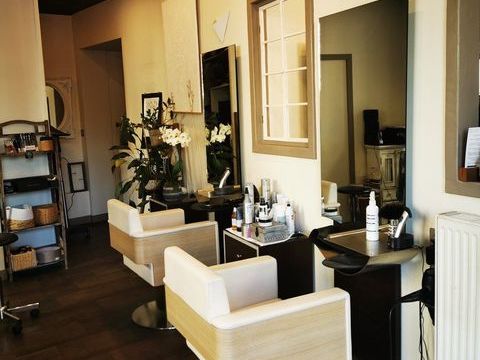 Emplacement remarquable sur une place tr&egrave;s circulante et passa 27400 87000 Limoges