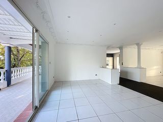  Maison � louer 6 pi�ces 200 m�