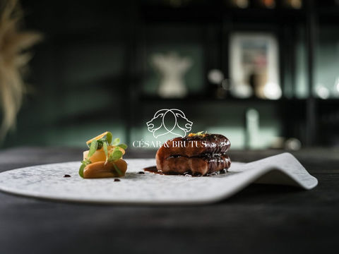 RESTAUARNT EN ANGLE DE RUE 201650 69005 Lyon