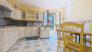  Maison � vendre 8 pi�ces 250 m�