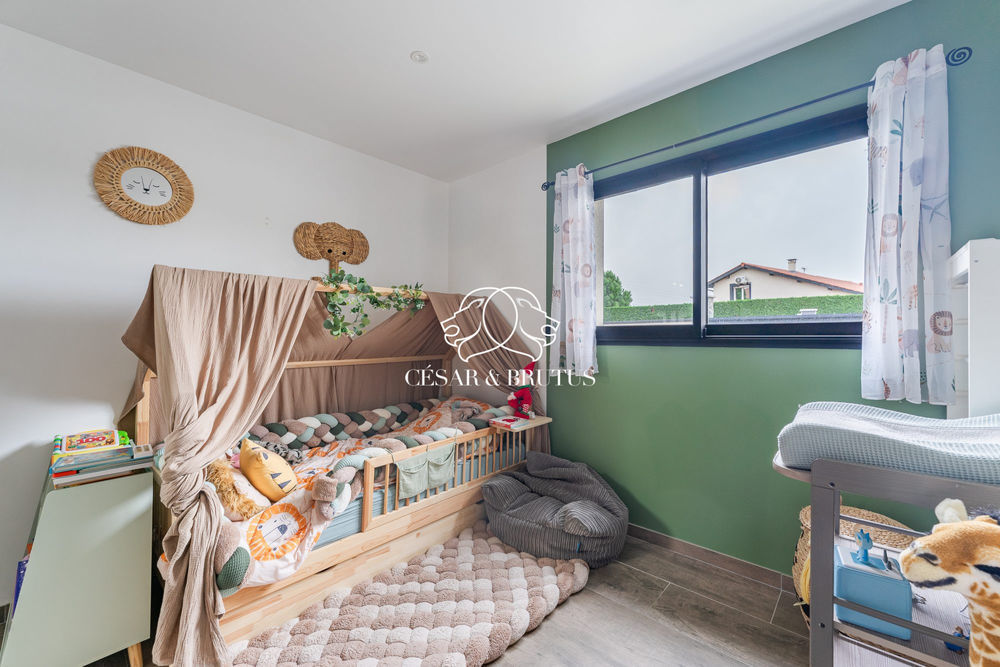 � vendre  Maison Satolas-et-Bonce (38290)