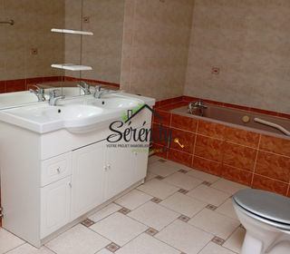  Appartement � vendre 4 pi�ces 130 m�