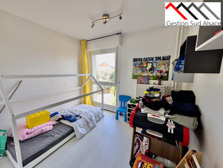  Appartement � vendre 4 pi�ces 83 m�