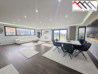  Maison � vendre 7 pi�ces 236 m�