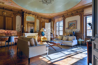  Appartement � vendre 7 pi�ces 339 m�