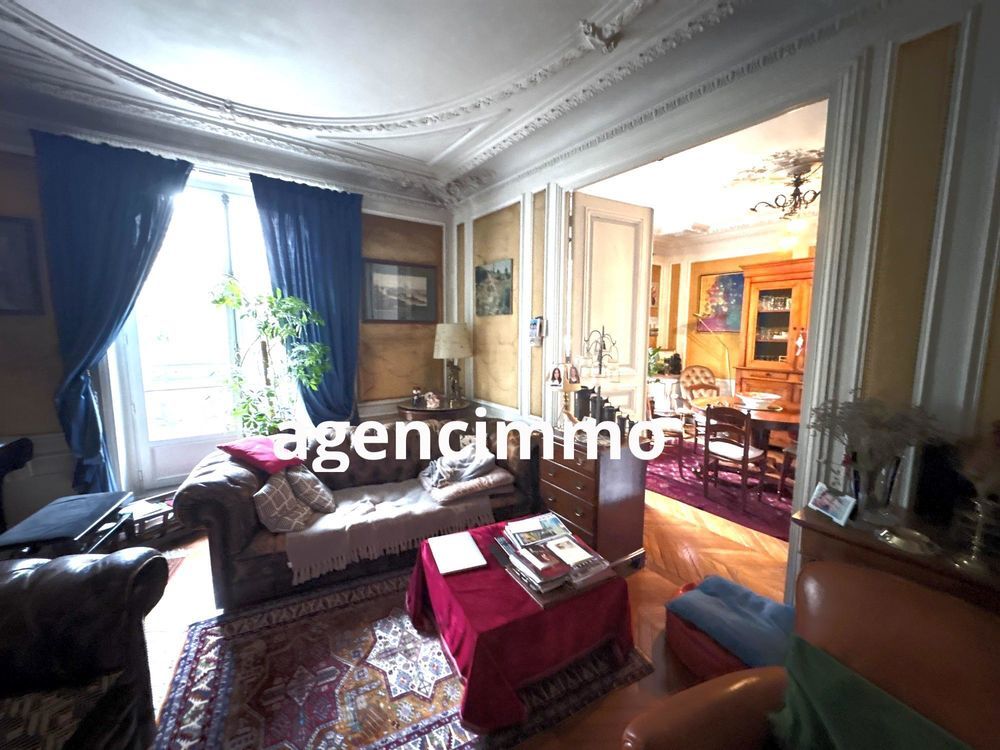 � vendre  Appartement Paris 18