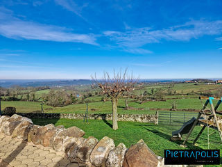  Maison � vendre 6 pi�ces 204 m�