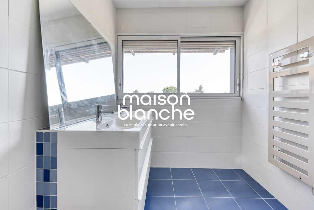 � vendre  Maison Feneu (49460)