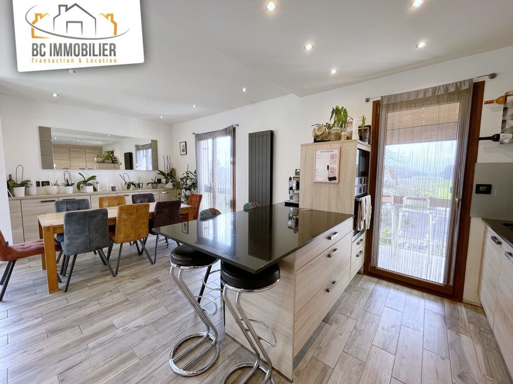 � vendre  Appartement Pr�vessin-Mo�ns (01280)