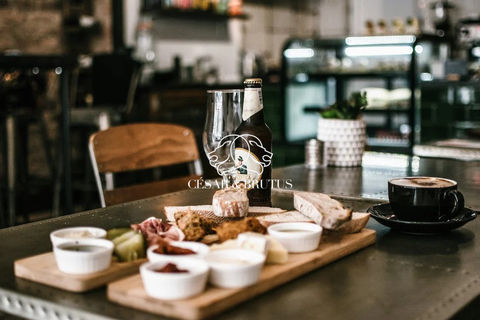 RESTAURANT 53 m&sup2; 154000 69004 Lyon