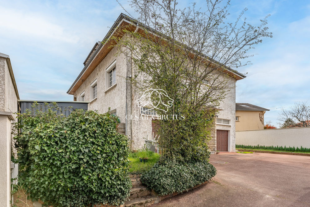 � vendre  Maison Saint-Laurent-de-Mure (69720)