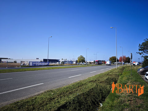 SAINT GERMAIN DU PUY ENSEMBLE INDUSTRIEL 1220000 18390 Saint-germain-du-puy