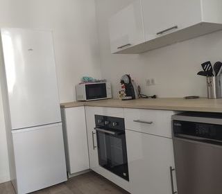  Appartement � louer 4 pi�ces 105 m�