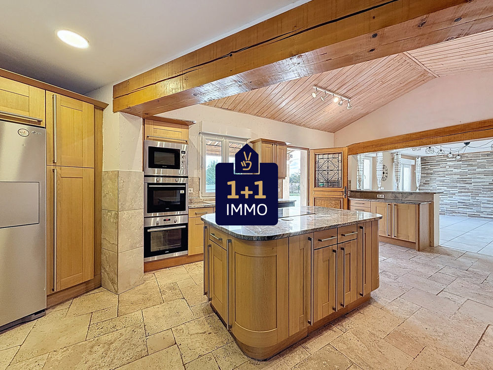 � vendre  Maison Bagnols-en-For�t (83600)