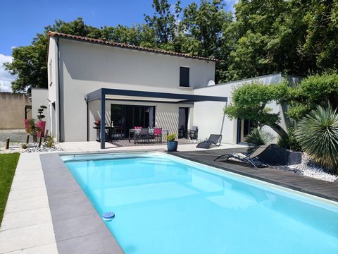   MAGNIFIQUE MAISON CONTEMPORAINE Maison - 4 pi�ce(s) - 136 m�