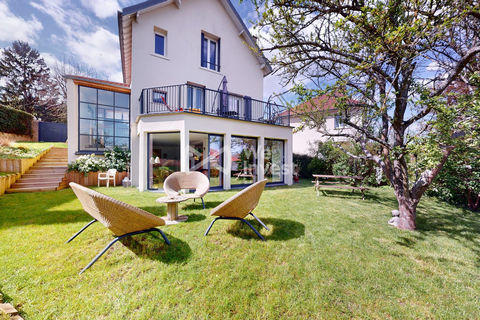   92430 - Marnes-La-Coquette Maison - 6 pi�ce(s) - 167 m�