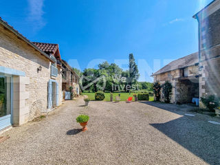  Maison � vendre 7 pi�ces 245 m�