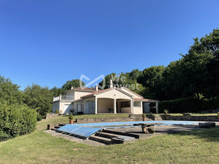  Maison � vendre 11 pi�ces 340 m�