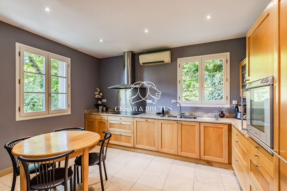 � vendre  Maison Rillieux-la-Pape (69140)