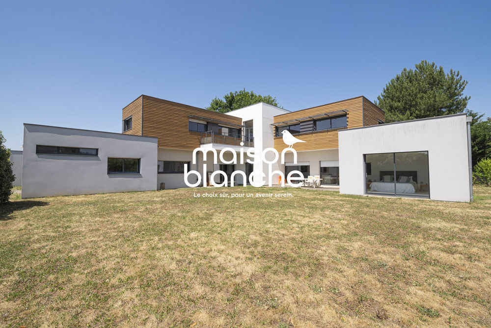 � vendre  Maison Feneu (49460)